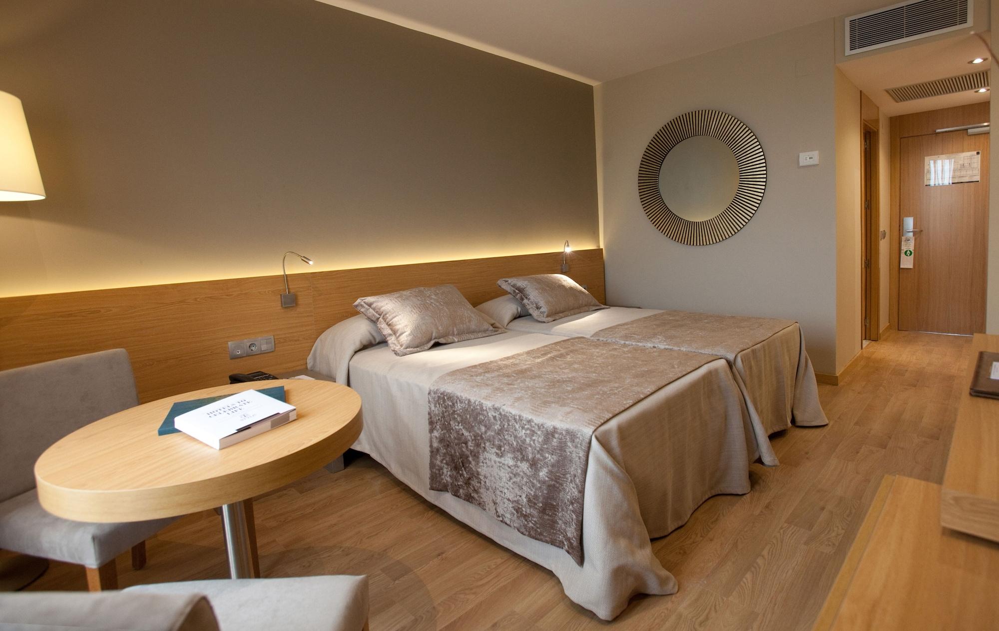 M.A. Hotel Sevilla Congresos Экстерьер фото