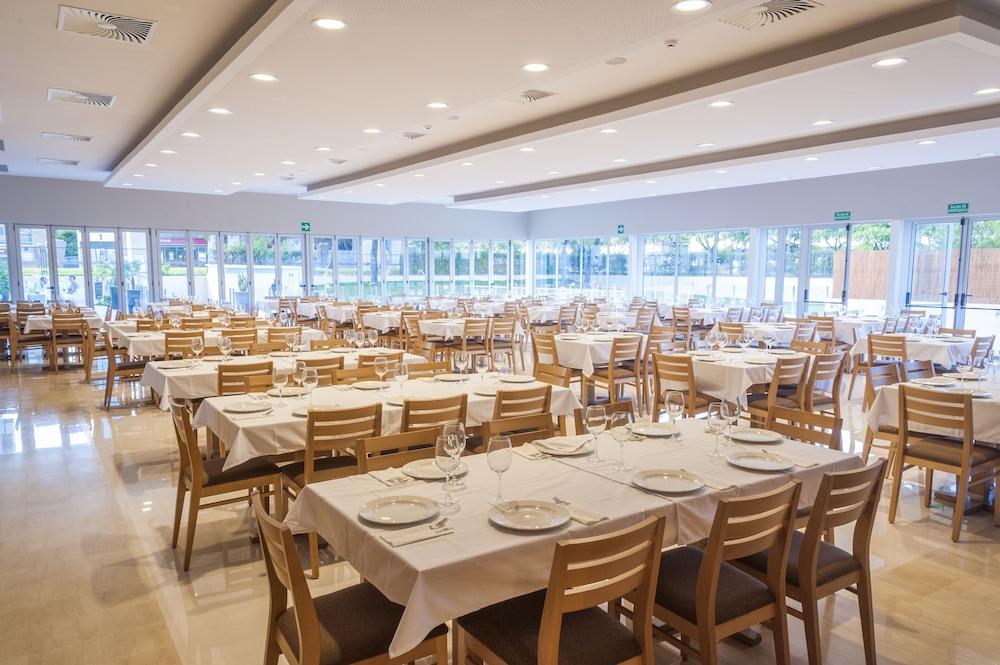 M.A. Hotel Sevilla Congresos Экстерьер фото