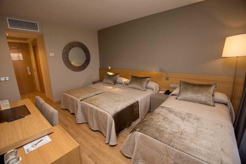 M.A. Hotel Sevilla Congresos Экстерьер фото