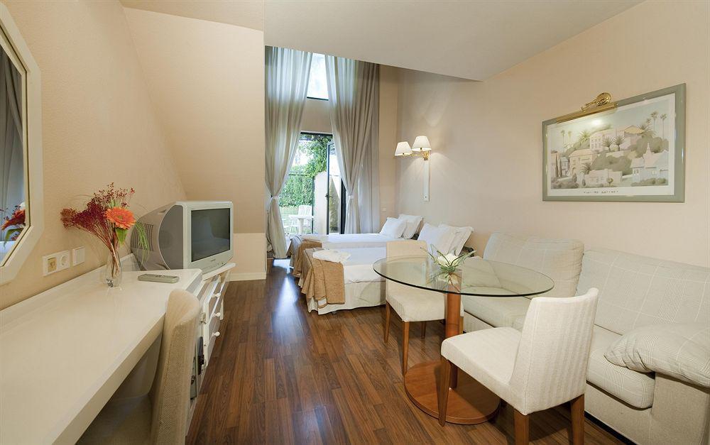 M.A. Hotel Sevilla Congresos Экстерьер фото