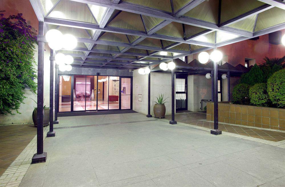 M.A. Hotel Sevilla Congresos Экстерьер фото